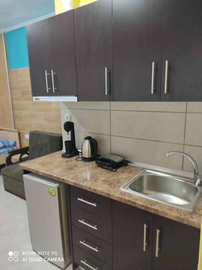 G M 2 Rooms Kentro In The Heart Of The City Larissa Bagian luar foto
