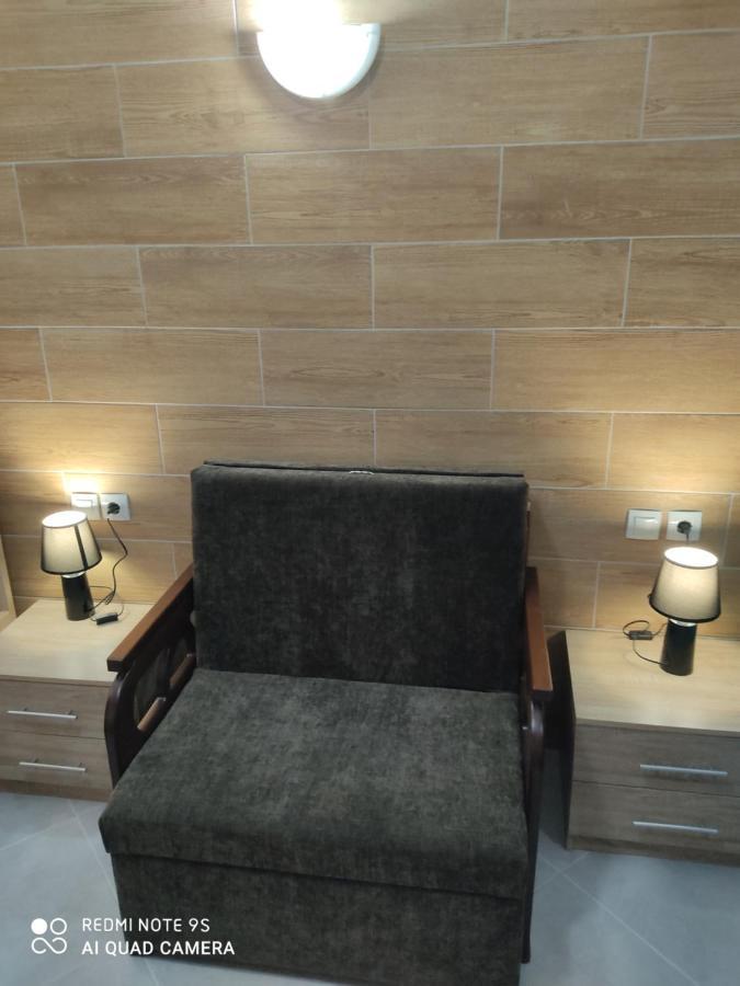 G M 2 Rooms Kentro In The Heart Of The City Larissa Bagian luar foto